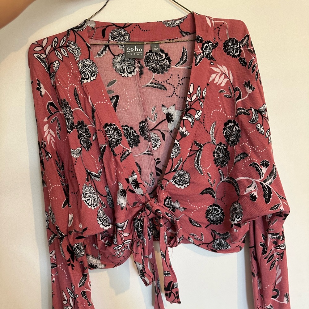 FRONT WRAP TOP